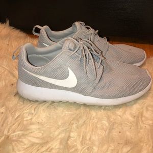 Nike Roshes